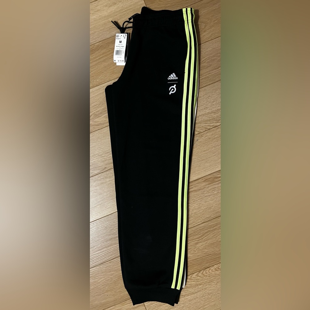 NWT Adidas MW jogger pants never worn